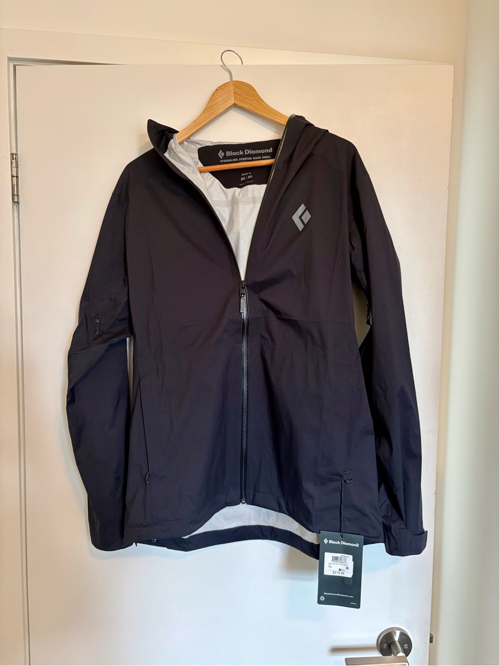 Black Diamond Men’s Black Hooded Waterproof Shell